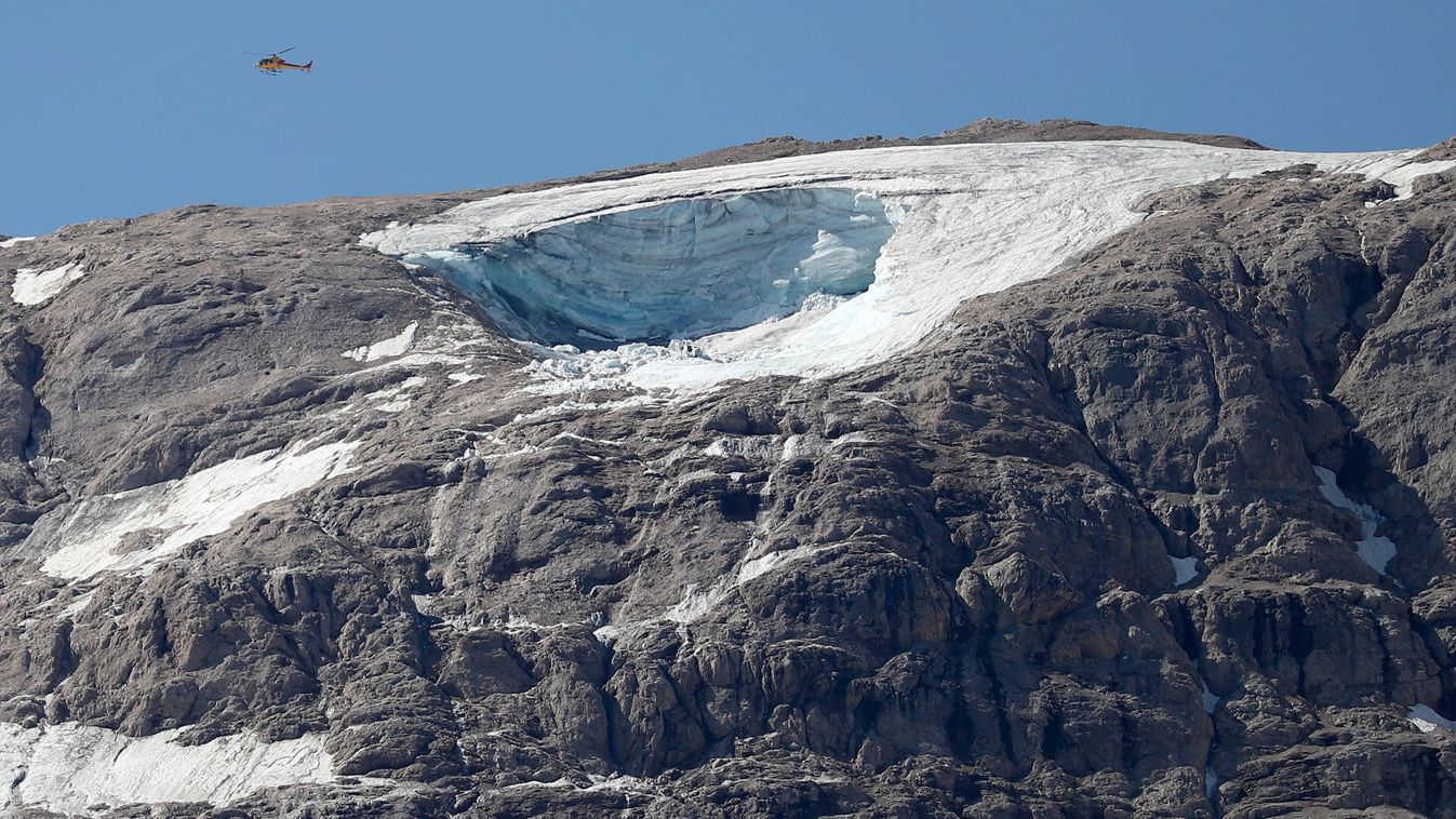 Újra megrepedt a Marmolada lejtőin levő jégpáncél