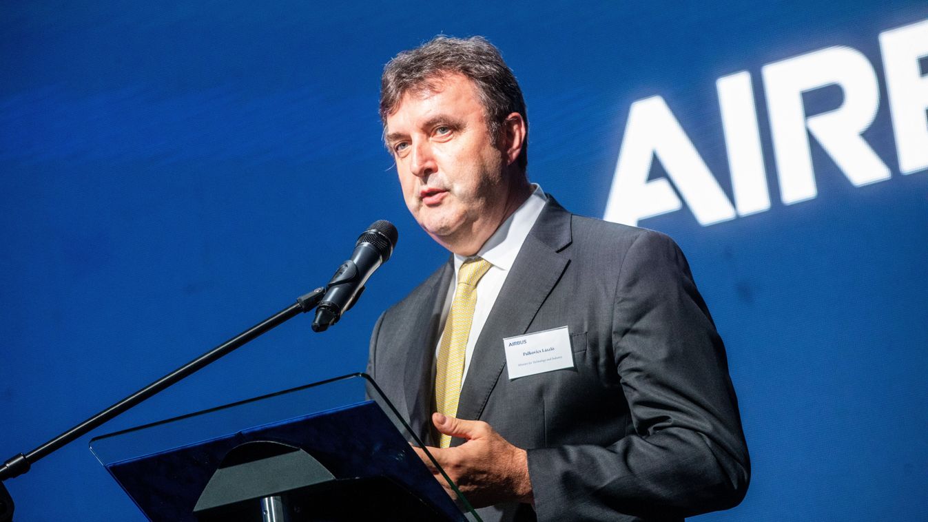 Palkovics: az autóiparban abszolút jövőképes Magyarország