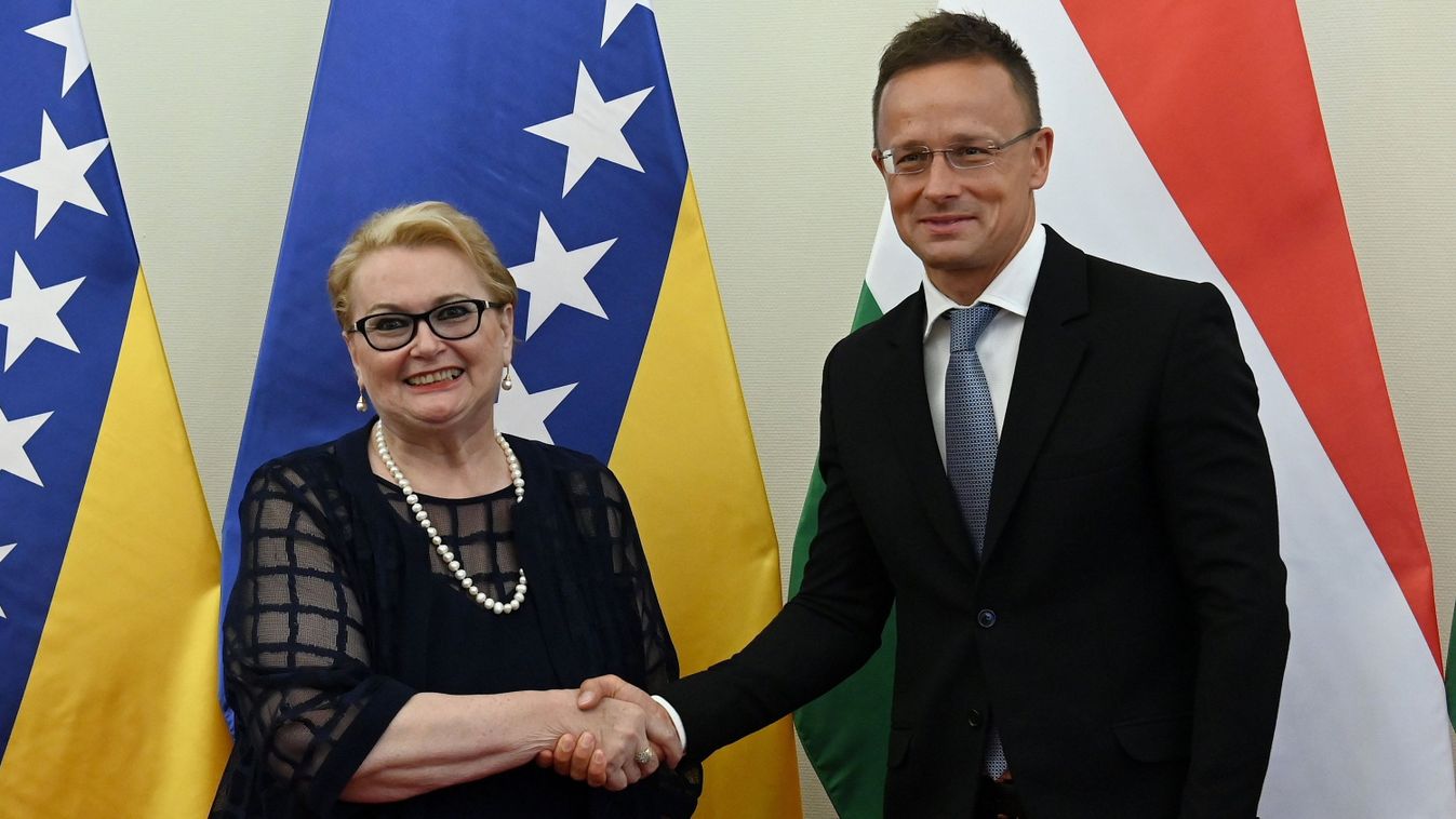 Szijjártó: az EU történelmi felelőssége, hogy lendületet adjon a nyugat-balkáni bővítésnek (videó)