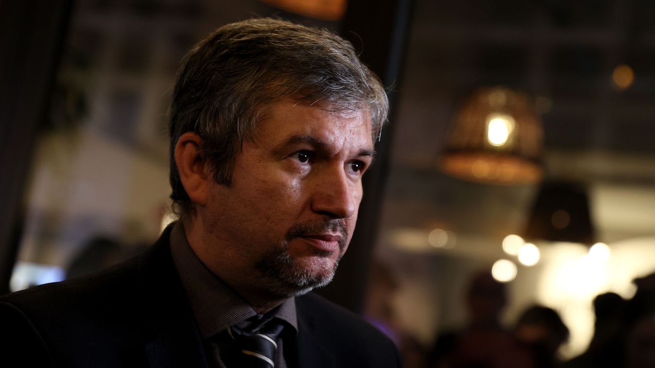 Hadházy kész az együttműködésre