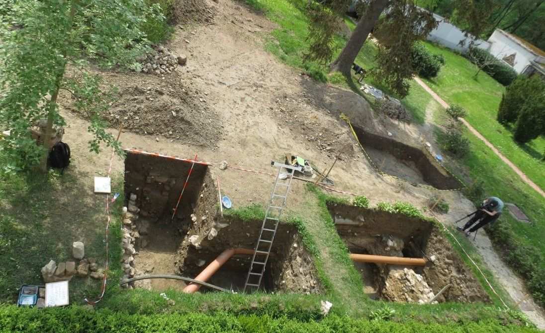 A bakonybéli, szentkúti ásatások 2022 tavaszán kezdődtek