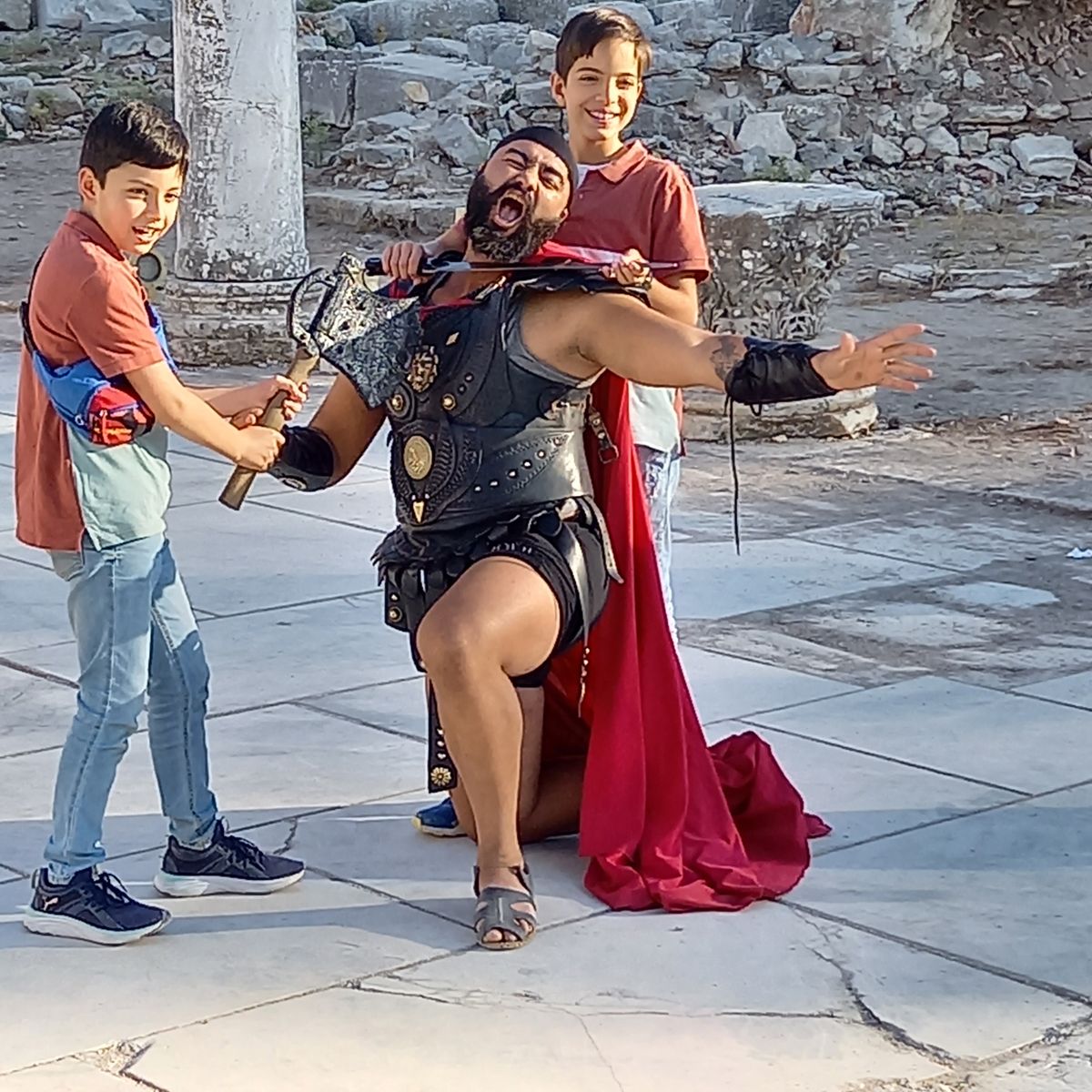 Efezoszban a helyiek legyőzték a gladiátort