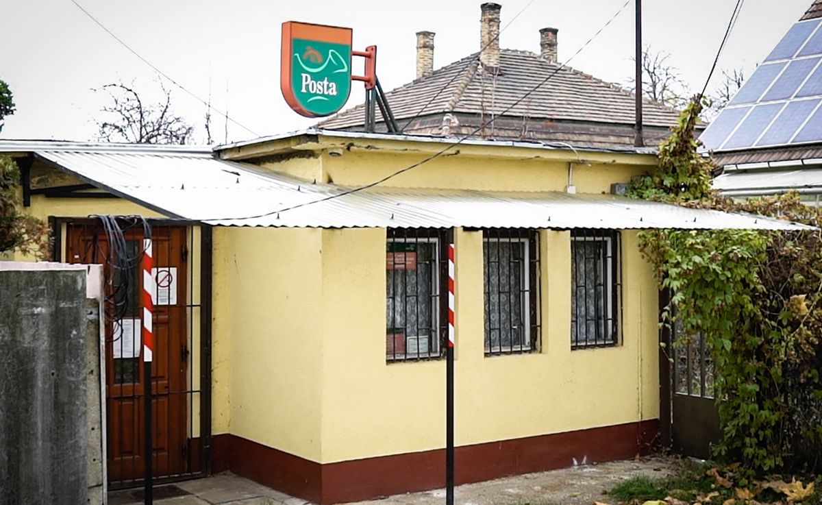 A tatai önkormányzat felajánlotta segítéségét a város kispostáinak téli nyitvatartása érdekében