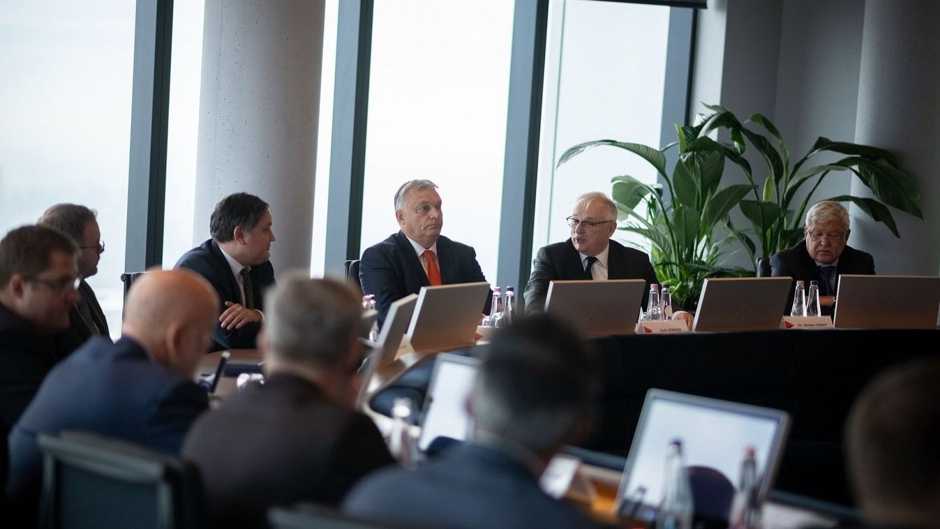 Orbán Viktor részt vett a Mol-csoport igazgatósági ülésén