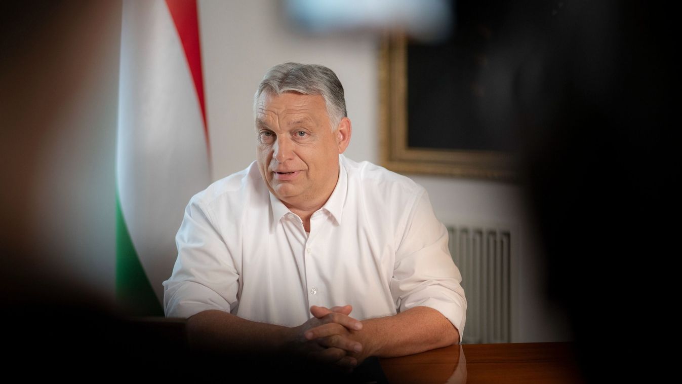 Orbán Viktor: 2030-ra a régi fényében ragyoghat a magyar futball