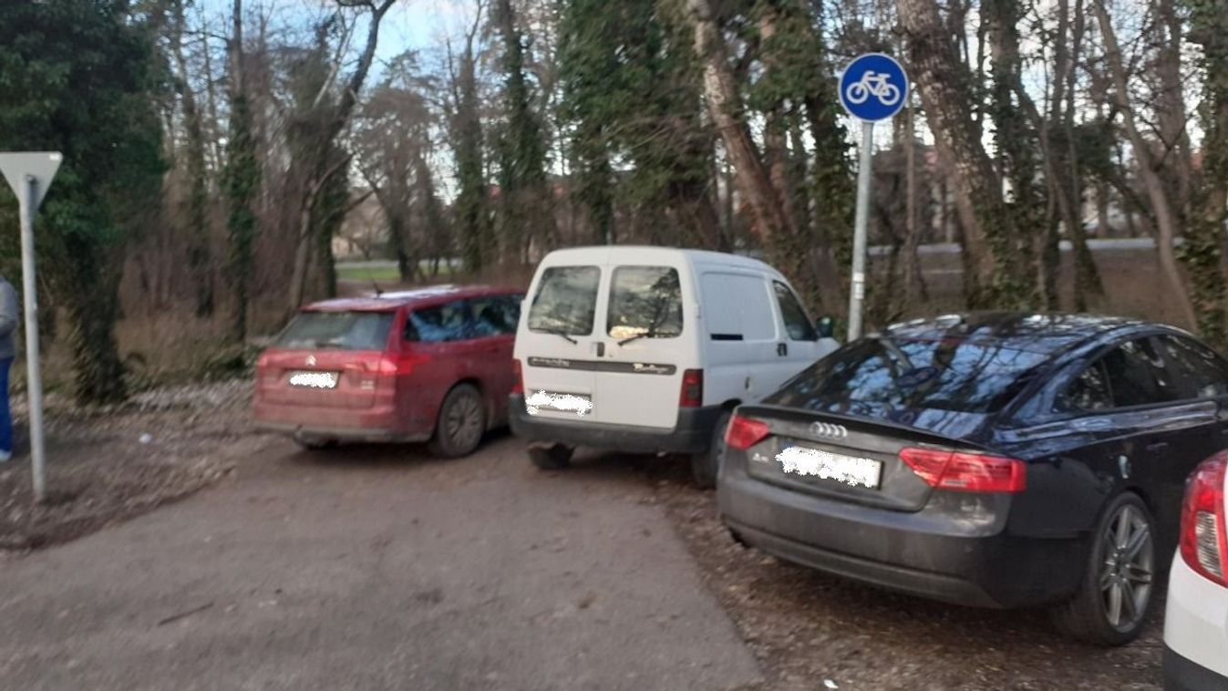 Megvan 2023 első civilizálatlan parkolása Tatán