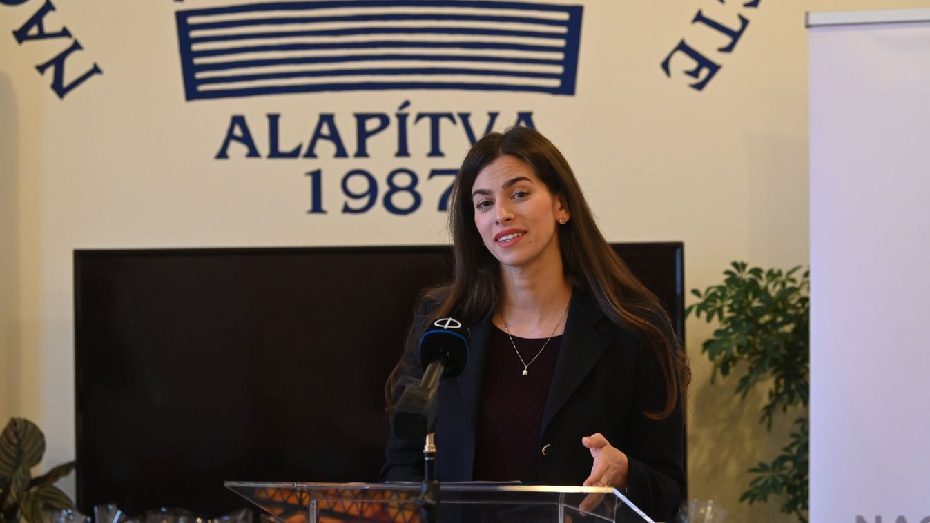 Szentkirályi Alexandra: tovább bővültek a fiatalokat segítő támogatások (videó)