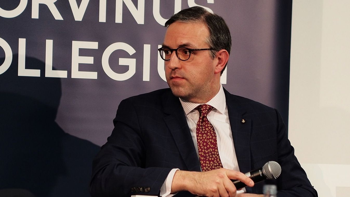 Gladden Pappin: a magyar családpolitikát a tengerentúlon is megfontolandó lenne bevezetni