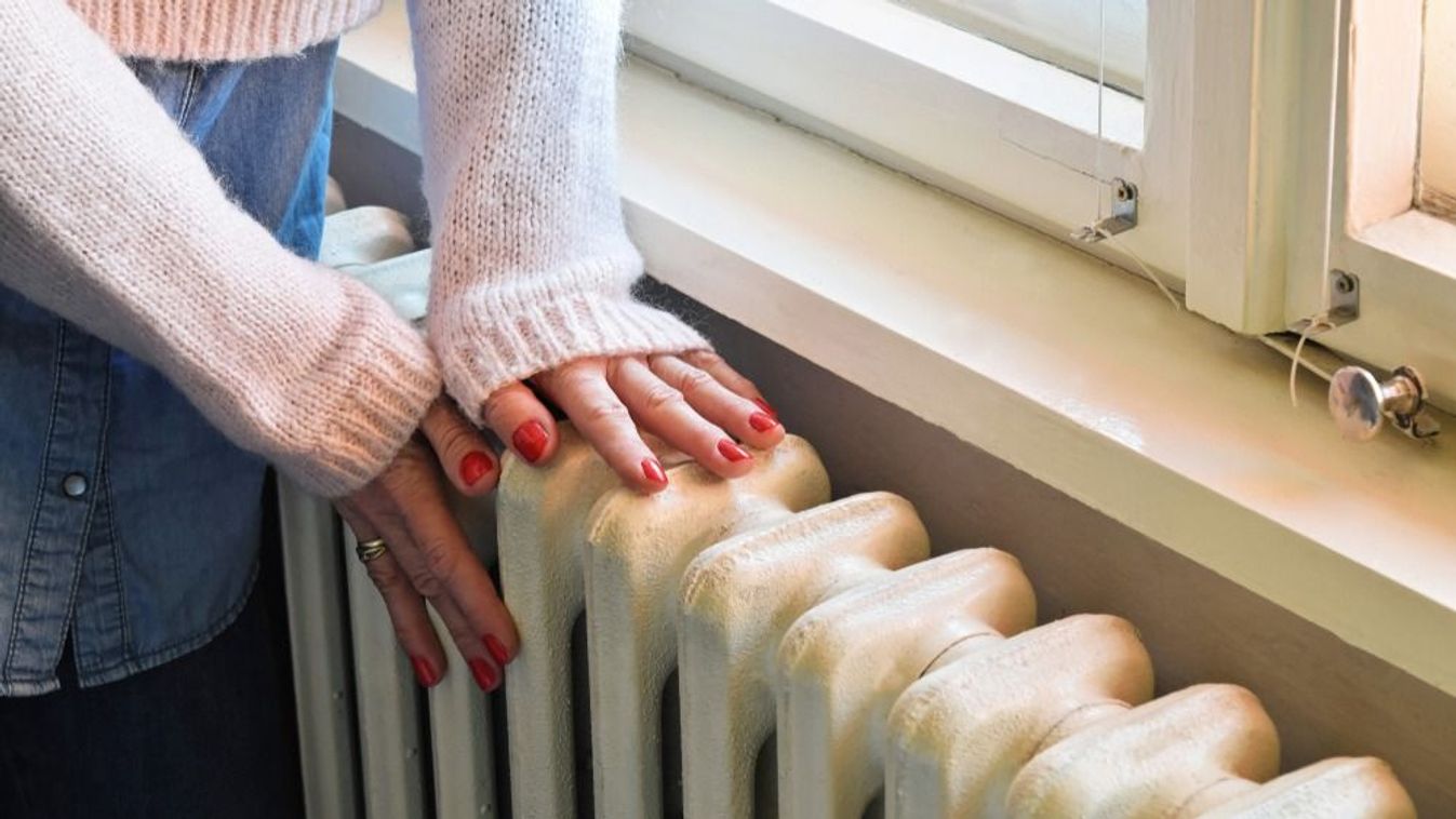 Mekk Elek Székesfehérváron: felcserélte a víz-és a gázcsövet a mester, két lépcsőházban nem volt fűtés
