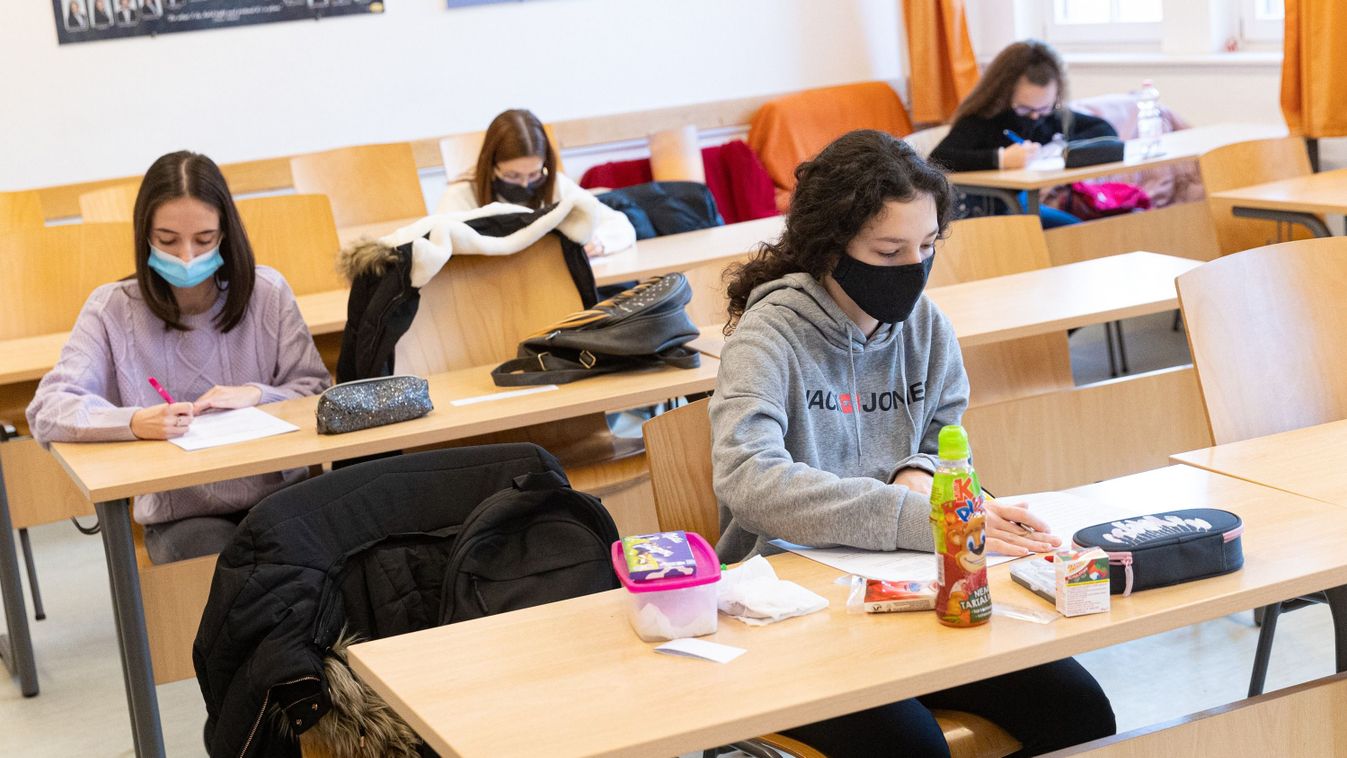 Középiskolai felvételi: ászári és tatai igazgató is tanácsokat ad a diákoknak