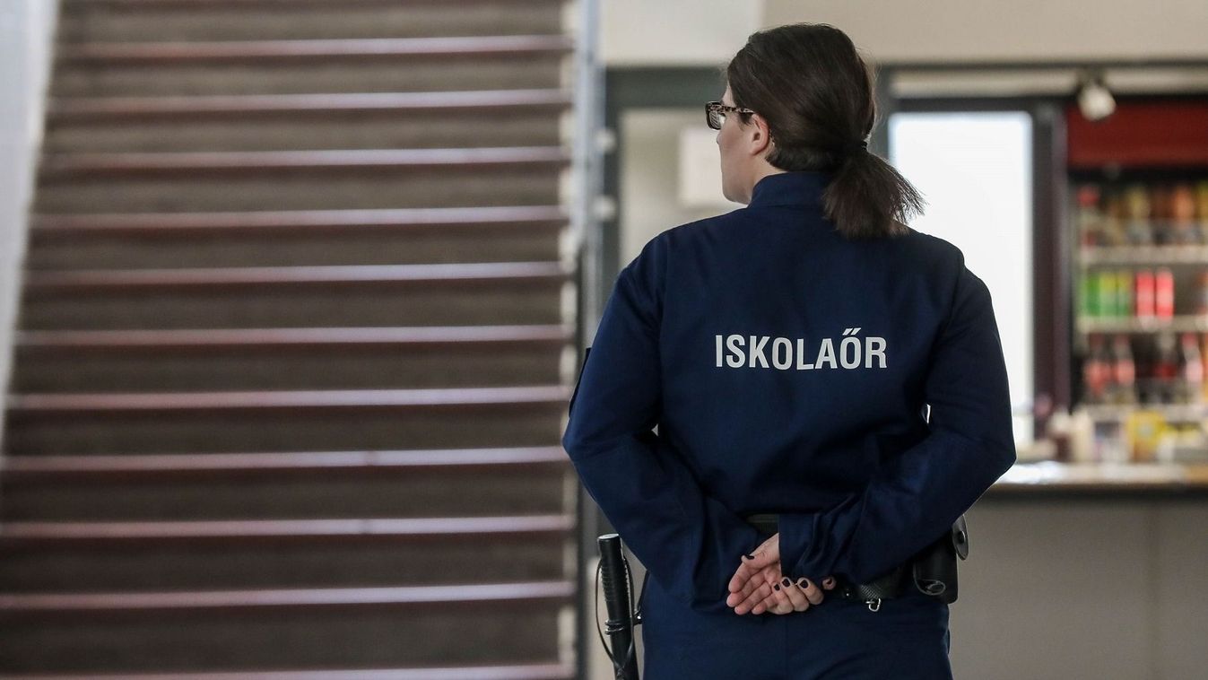 Száz oktatási intézménnyel bővült az iskolaőri program tavaly