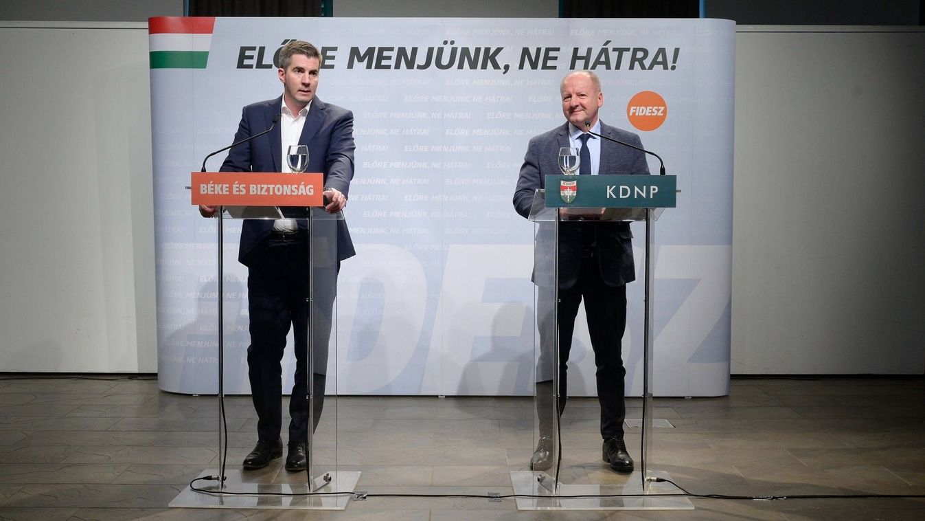 Békepárti határozati javaslatot nyújtott be a Fidesz és a KDNP a háború egyéves évfordulójára