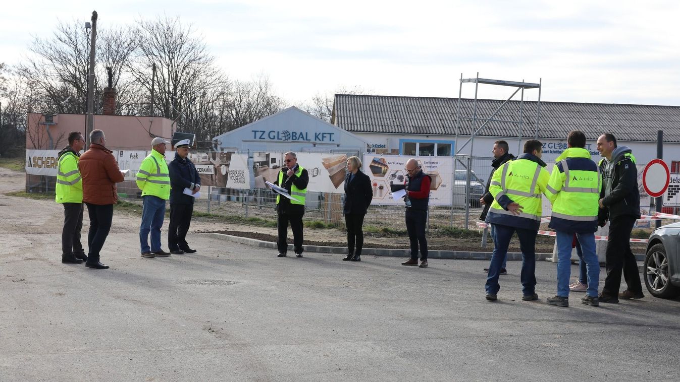 Megkezdődött Tatabányán a Turul utca korszerűsítése