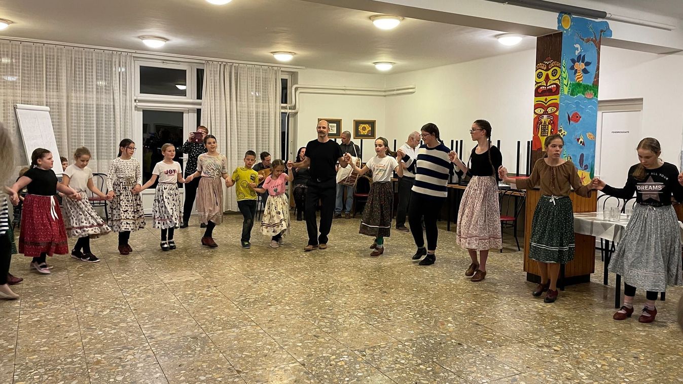 A környei Szivárvány legidősebb táncosai Sardóként folytatják