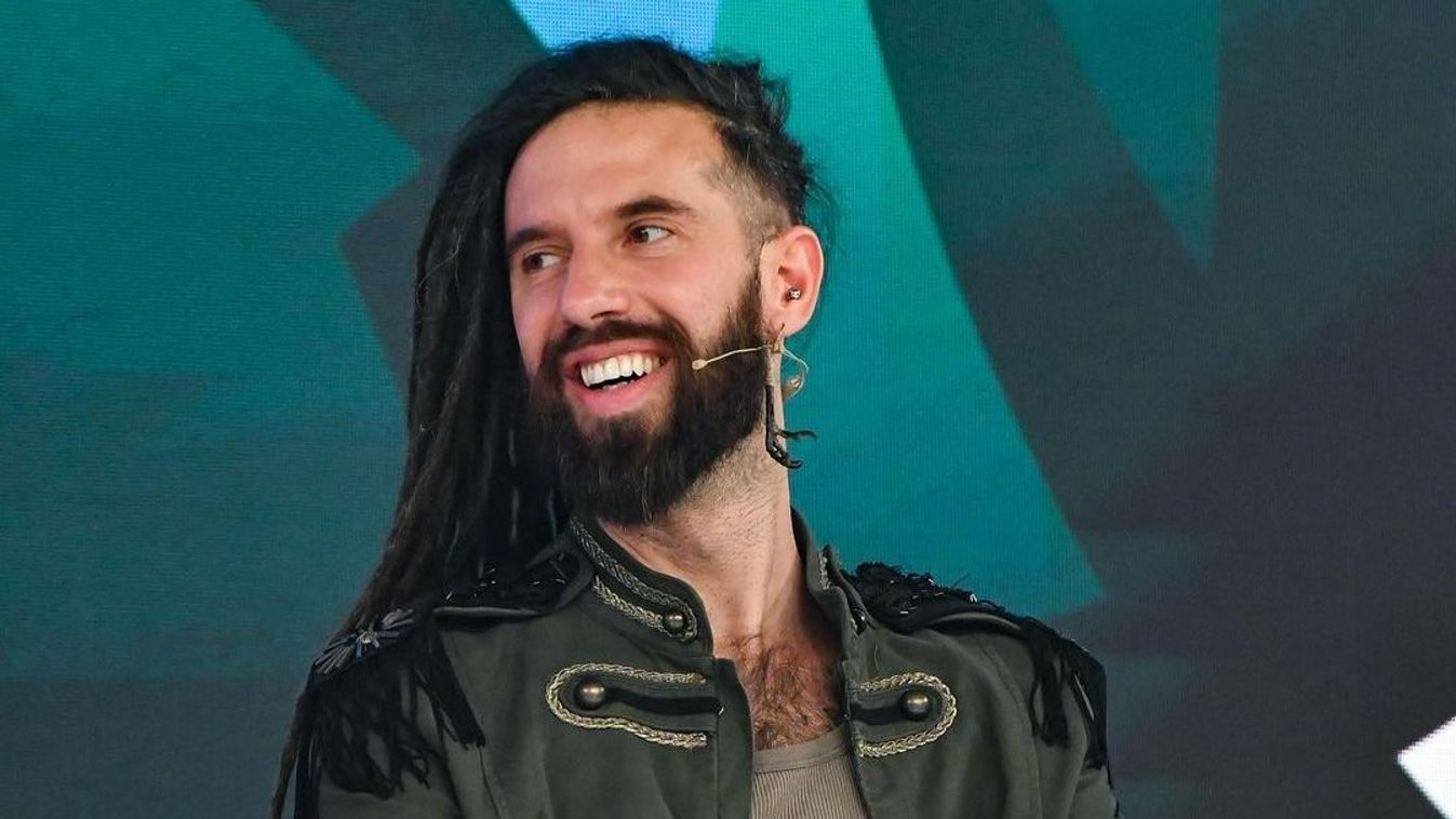 Varga Viktor újított: beleásta magát a történelembe