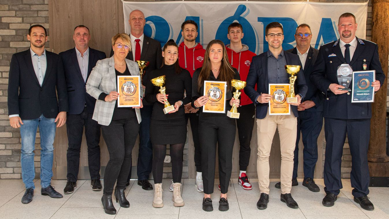 Ezrek példaképei: díjátadón köszöntöttük az év emberét és sportolóit +videó, fotók
