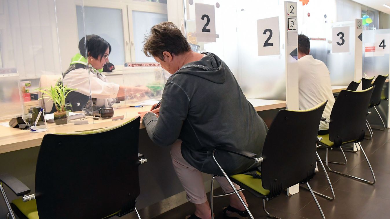 Hétfőtől több helyszínen, hosszabb nyitvatartással működnek a kormányablakok