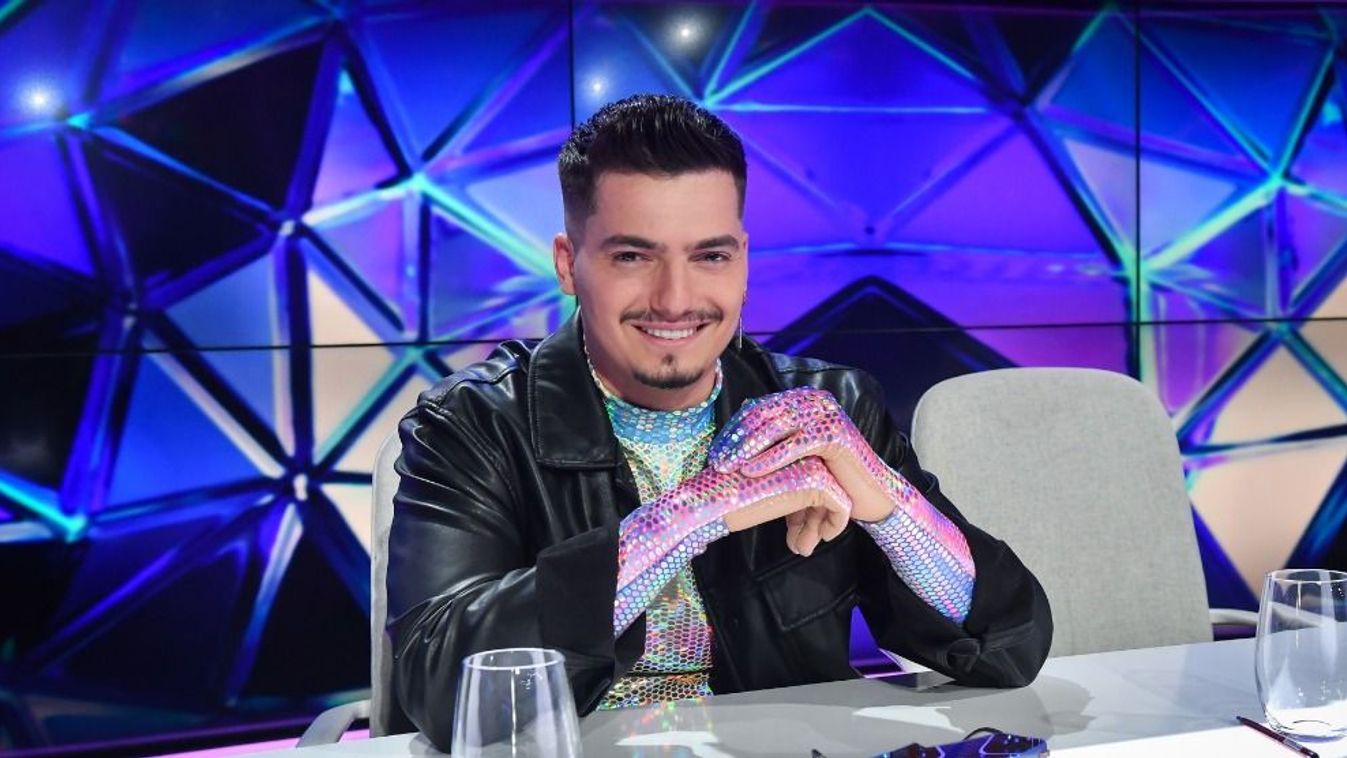 Itt az első közös kép Marics Petiről és új barátnőjéről