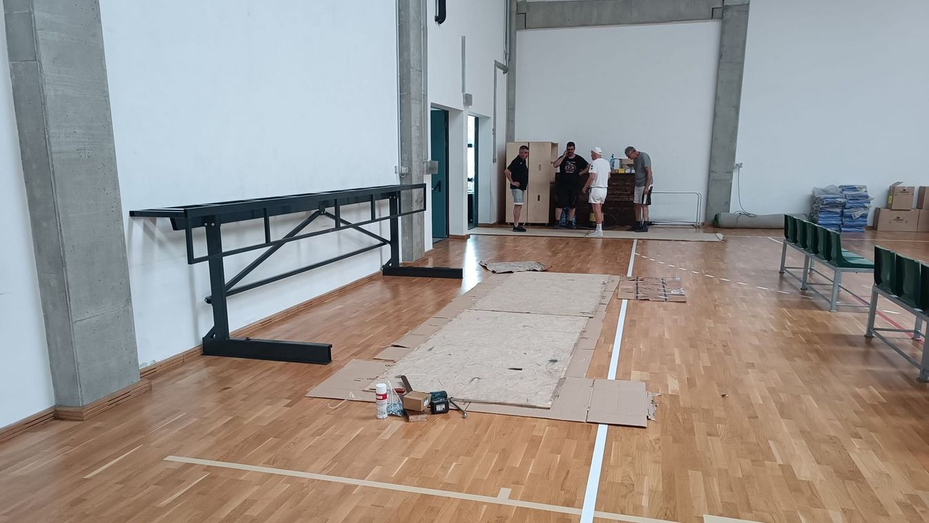 15 millió forintból bővül az Árpád Sportcsarnok