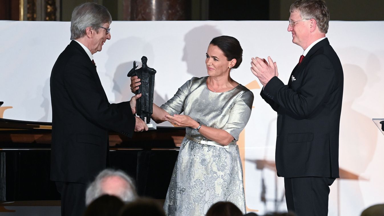 Novák Katalin: a tudomány bölcsője is a család