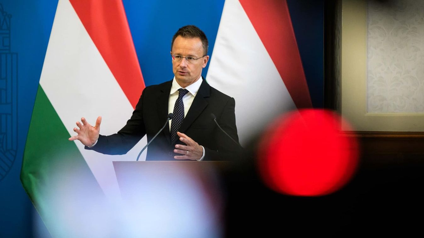 Szijjártó Péter: nyugtalanítók az Azerbajdzsán és Örményország közötti vita kiújulásáról szóló hírek