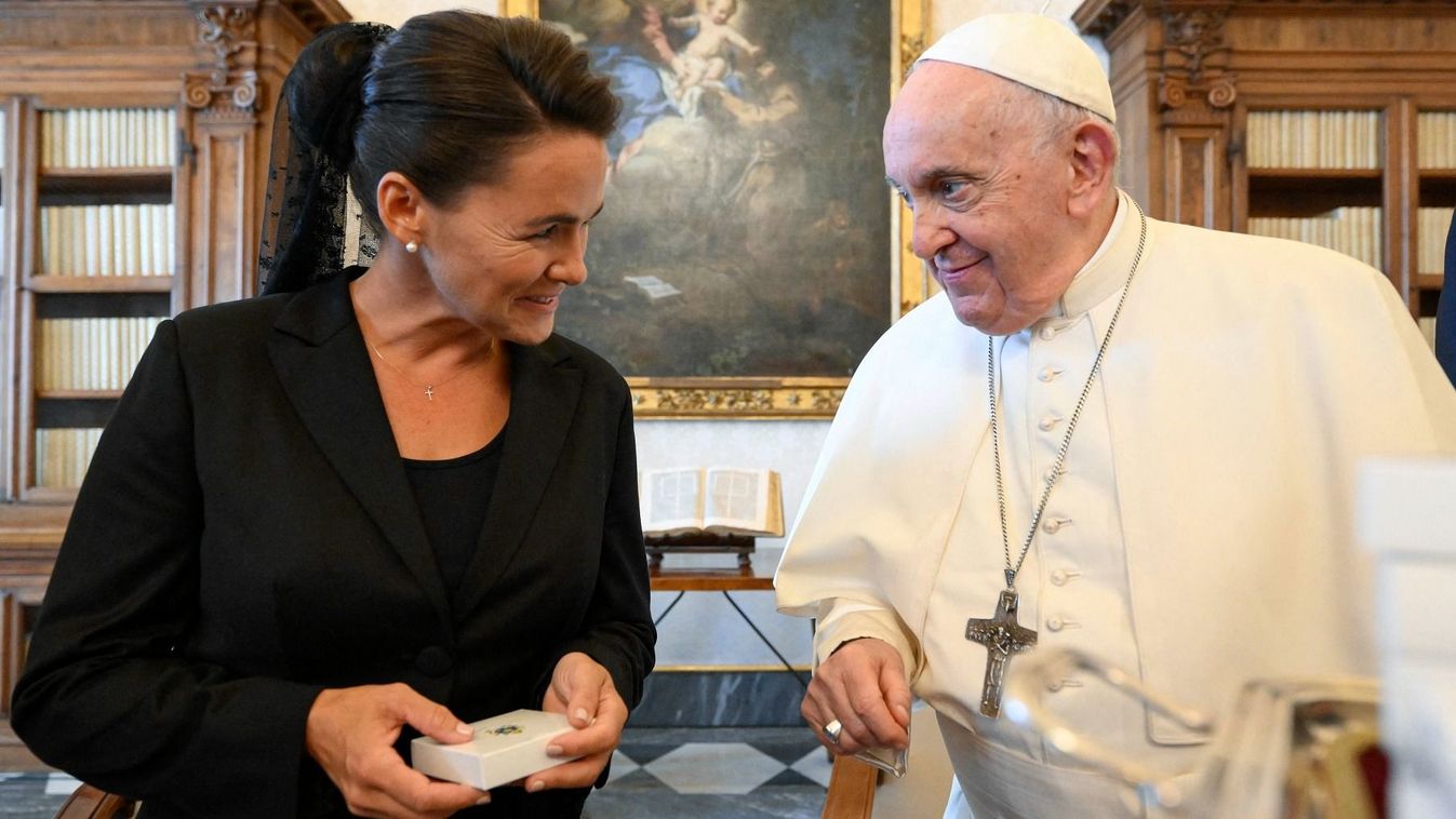 Az ukrajnai békét szolgáló erőfeszítésekről egyeztetett Novák Katalin a Vatikánban (videó)