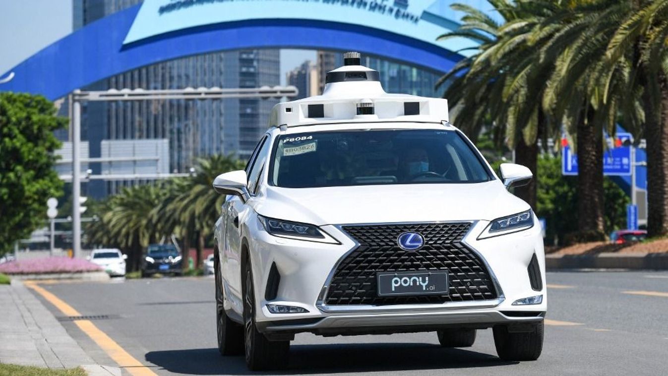 Robottaxik gyártásába fog az egyik legnagyobb japán autógyártó