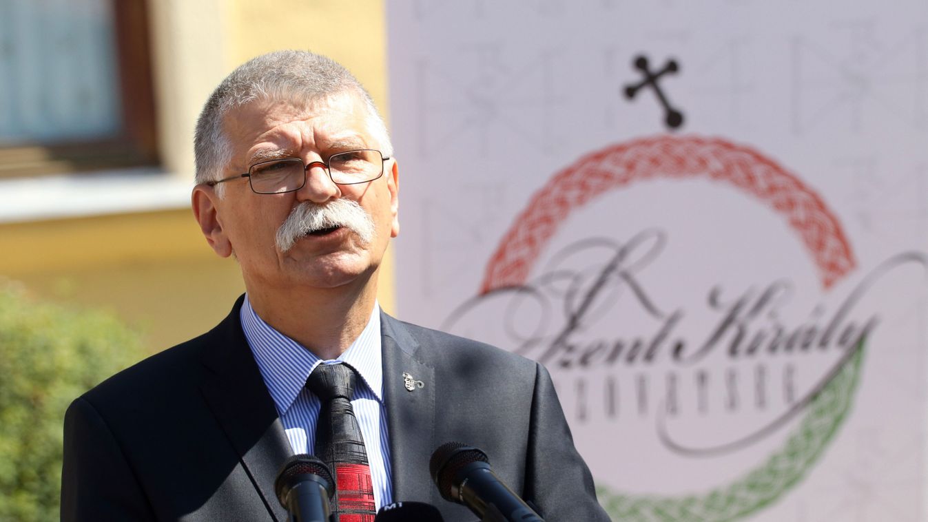 Kövér László: legfőbb korparancsunk megmaradni magyarként és keresztényként
