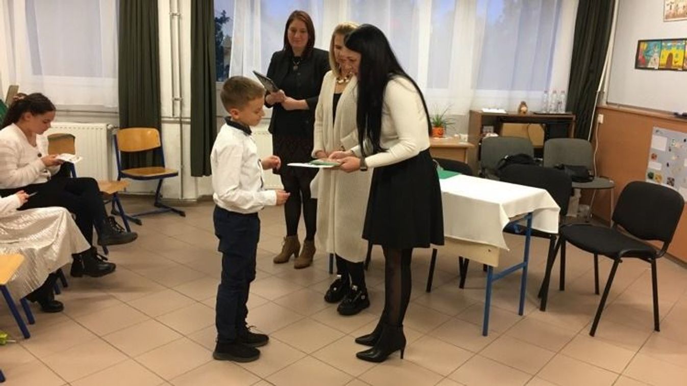 Mesemondó gyerekek vetélkedtek a komáromi Fesztyben