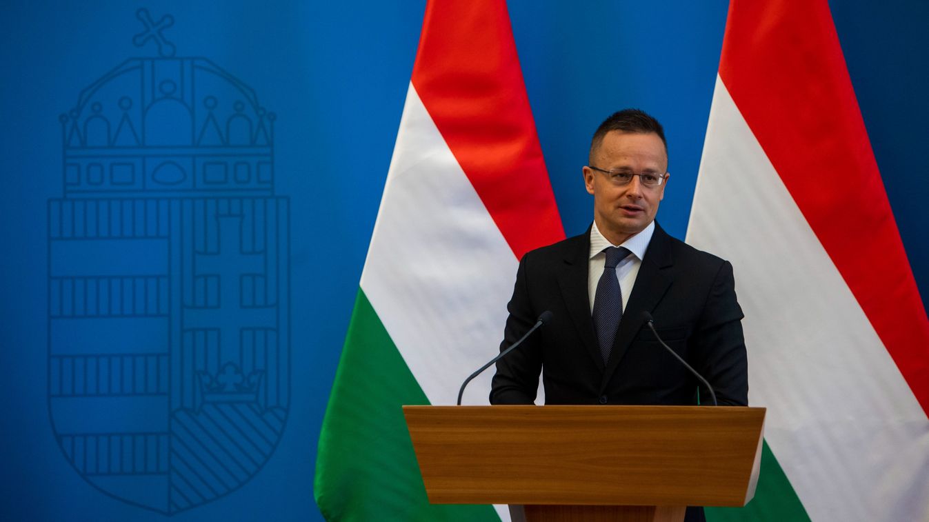 Szijjártó Péter: Minket nem lehet megvenni és pontosan tudjuk mit jelent egy megszállás (videó)