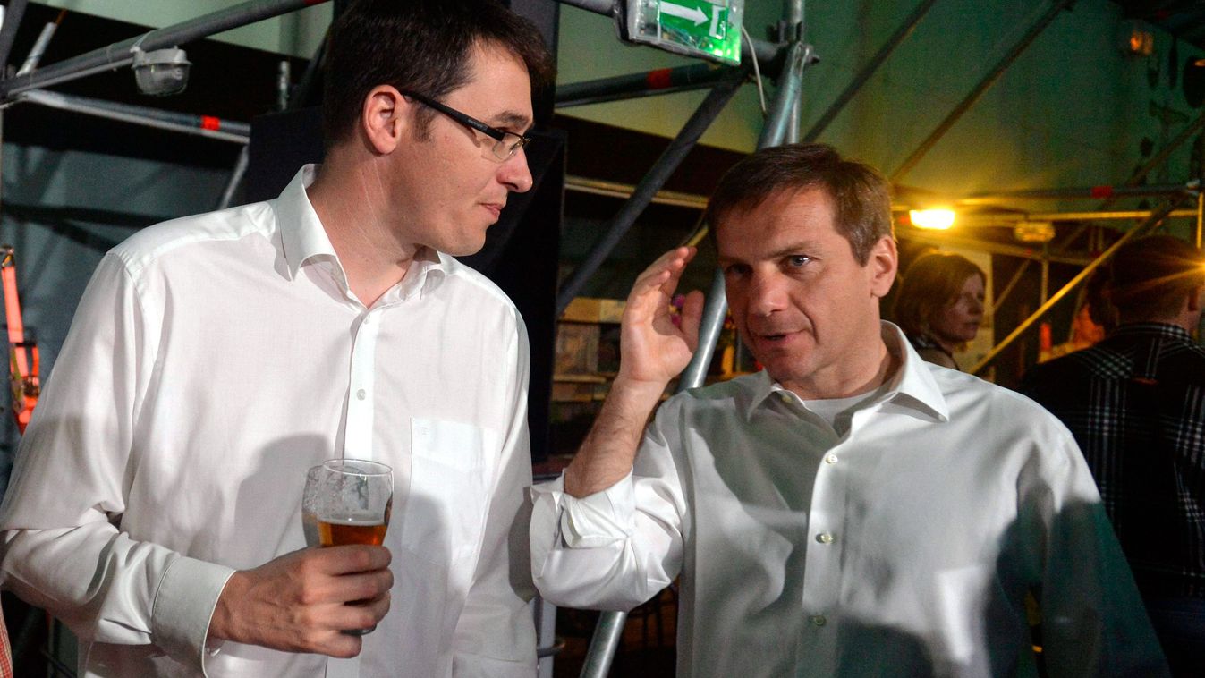 A baloldali politika világába vezetnek a számlagyárbotrány szálai