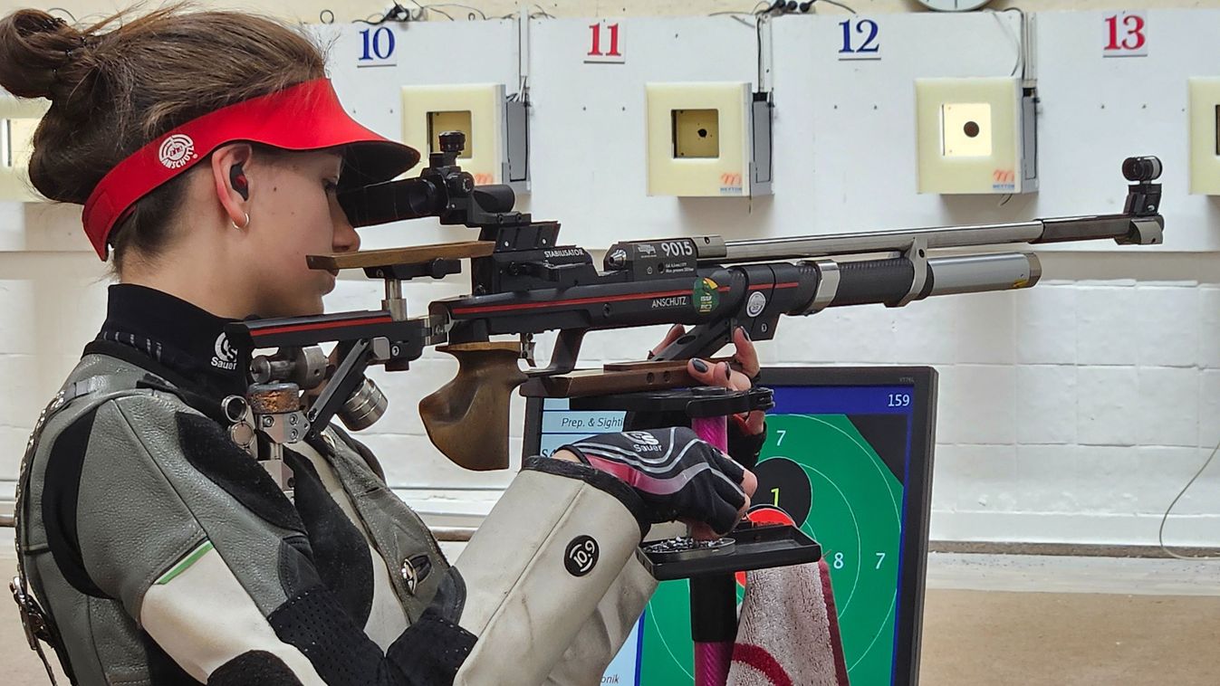 Második helyezéseket lőttek a komáromi sportlövők a Honvéd 75-kupán