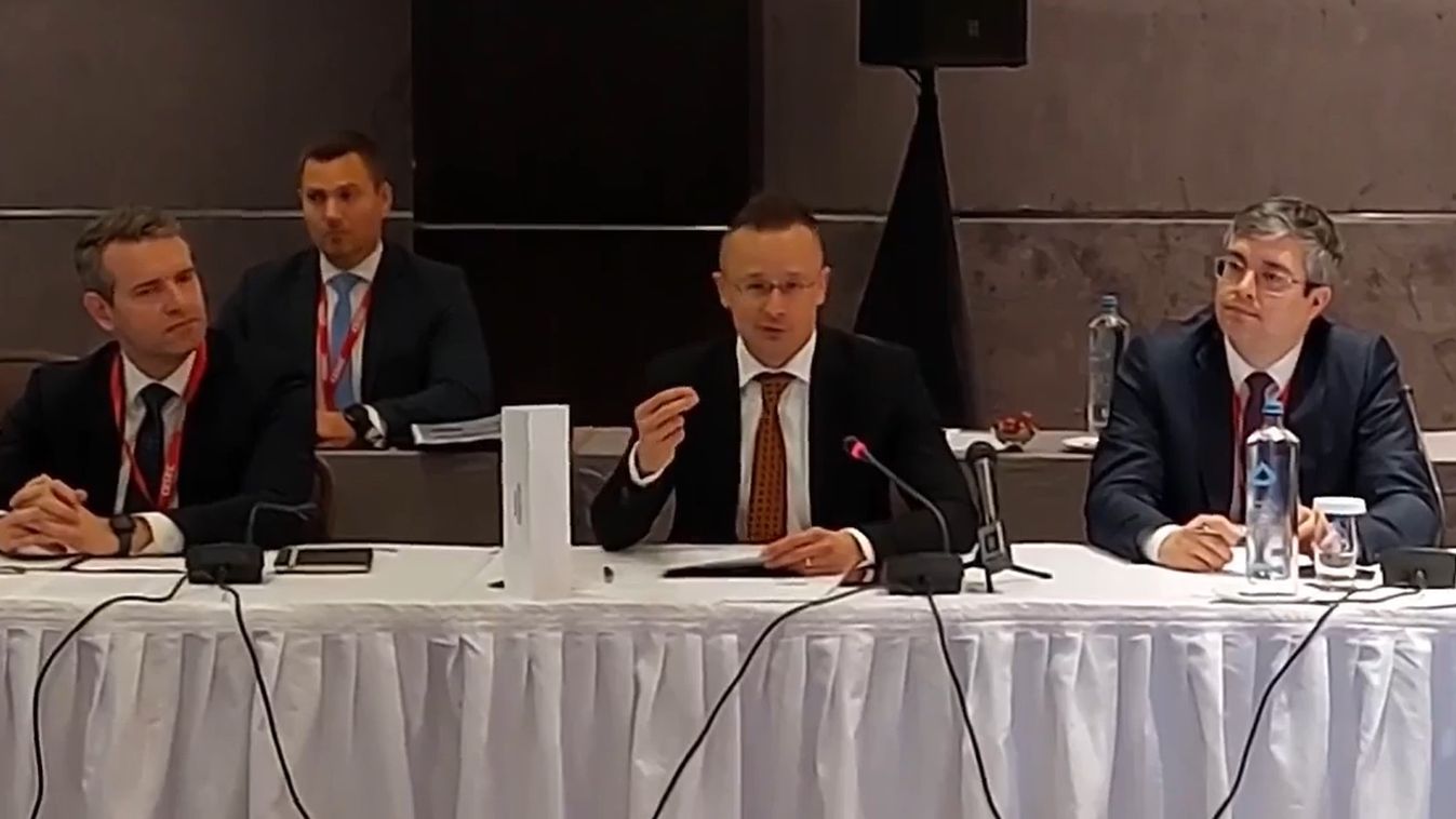 Szijjártó Péter: Magyarország újabb energetikai összeköttetéseket épít ki (videó)