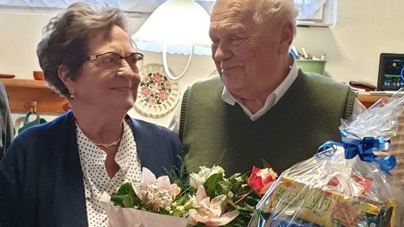 Károly bácsi és Katalin néni 60 év után is úgy néz egymásra, mint a friss házasok