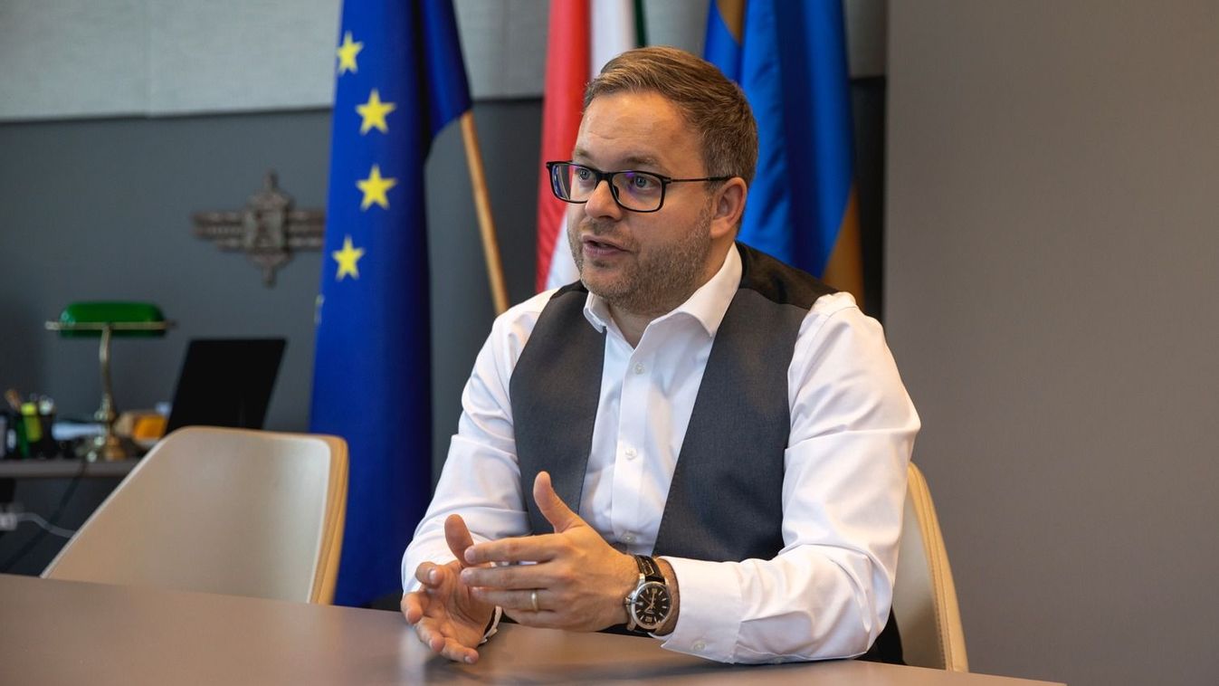 Orbán Balázs: Brüsszel háborúpárti
