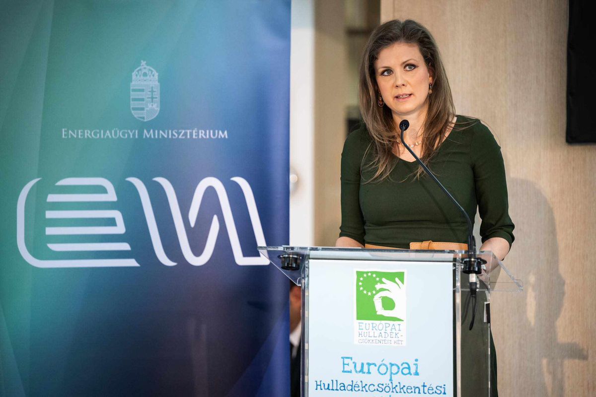 Energiaügyi Minisztérium (EM) Európai hulladékcsökkentési hét elismeréseinek átadása Raisz Anikó Mikes