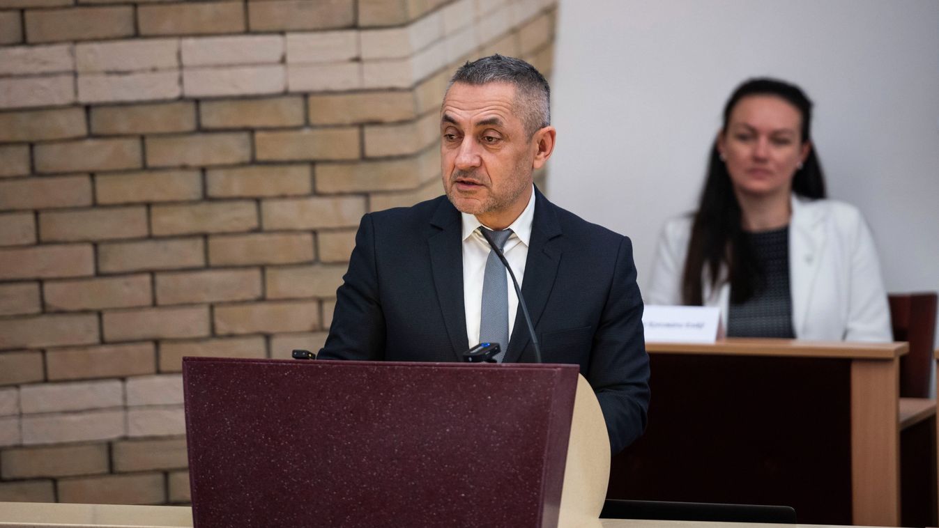 Potápi Árpád János: a Selye János Egyetem a felvidéki magyarság közös sikere