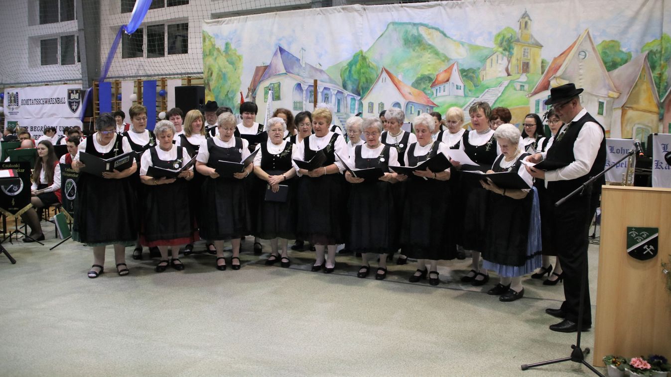 Elűzték a telet, búcsút vettek a farsangtól a vármegye sváb bálján