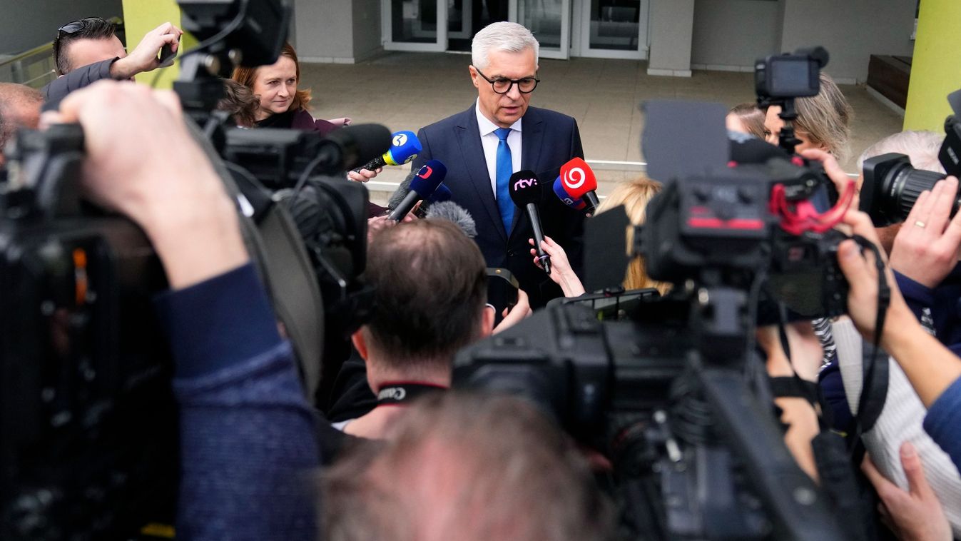 Szlovák elnökválasztás: Korcok nyert és Pellegrinivel került a második fordulóba