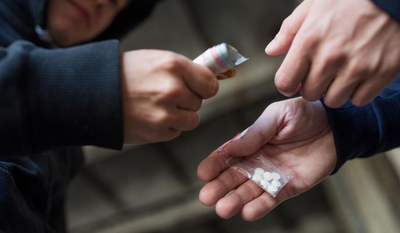 A tatai díler több mint 1,5 milliót kaszált össze a drogok szórásából