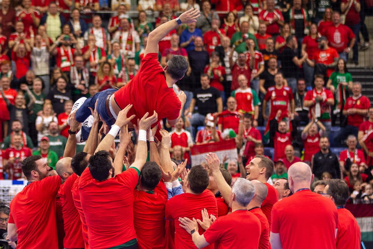 Irány az olimpia! A magyar válogatott örömünnepén alacsonyan szálltak a stábtagok is