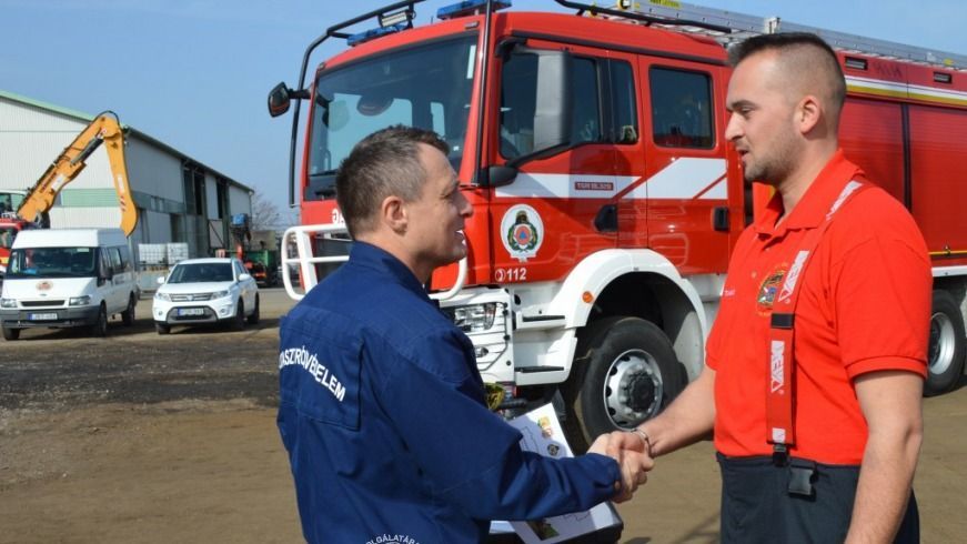 Első helyen végzett az Oroszlányi Önkormányzati Tűzoltó-Parancsnokság csapata a vármegyei Tűzoltó Műszaki-mentő versenyen Esztergomban.