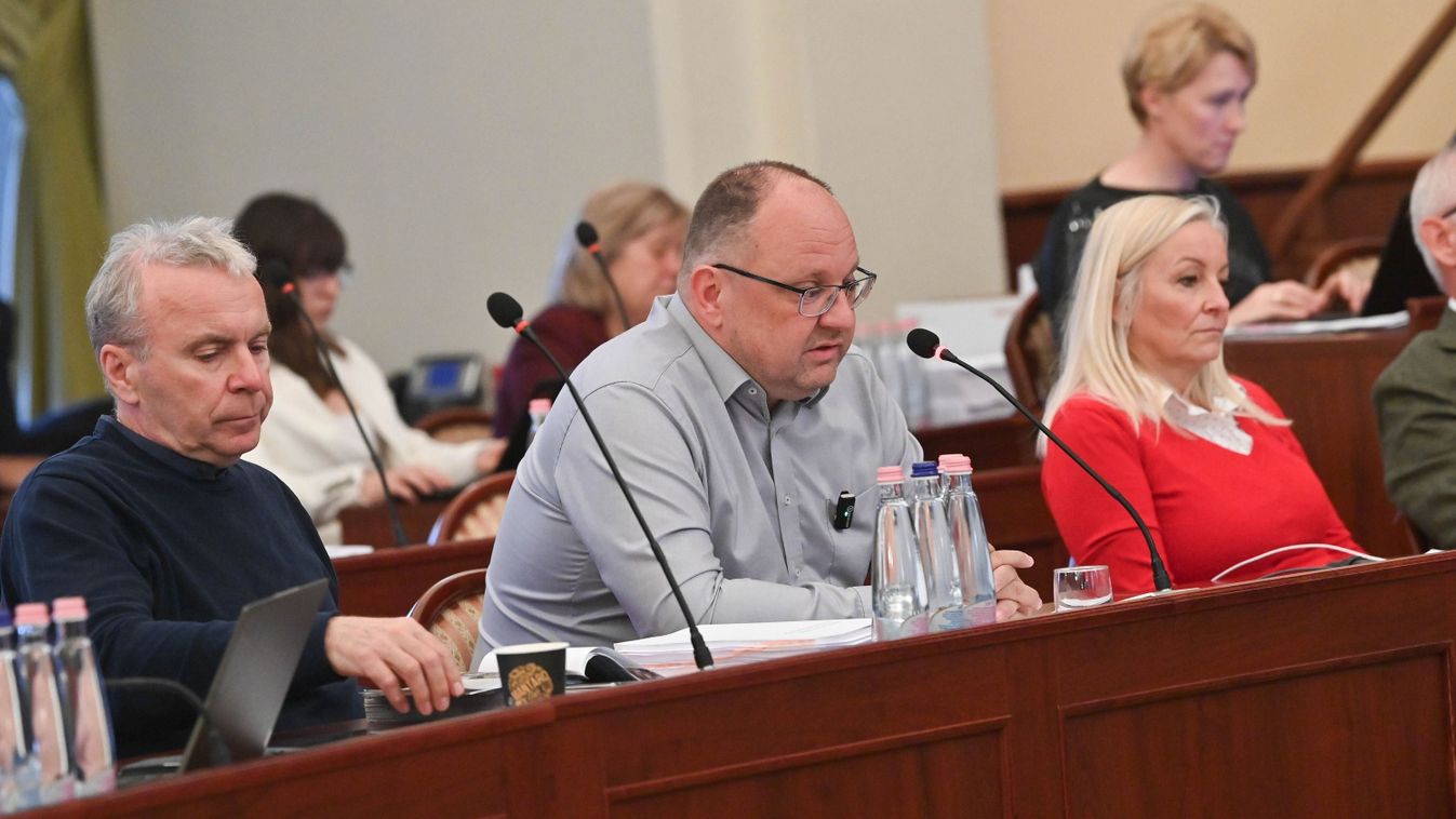 Wintermantel: hozzák nyilvánosságra a Városháza rekonstrukciójának dokumentumait! (videó)