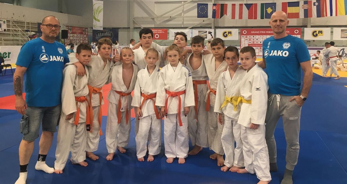 Rimabszombaton versenyeztek a Bányász sportolói. A fiatal tatabányai tehetségek a judo sportágában tették tiszteletüket a helyszínen.