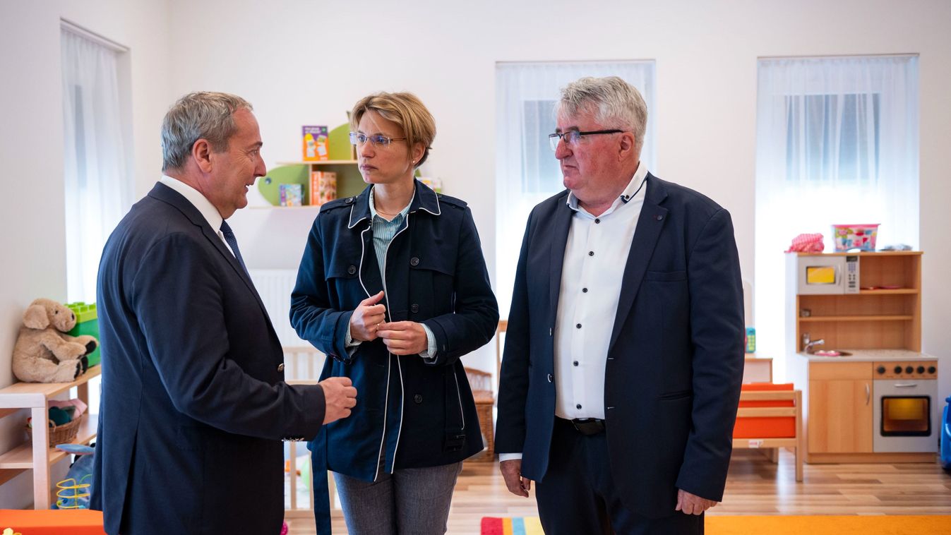 Hornung Ágnes: biztonságos környezetet teremt a kormány a családok számára