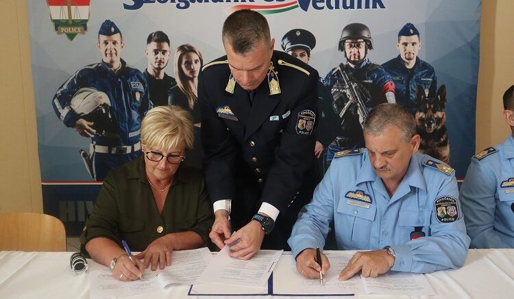 Újabb gimnáziumok csatlakoztak a rendőrség pályaorientációs programjához