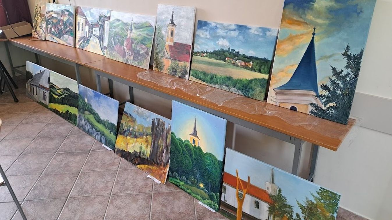 Kisbérre érkezett a súri plein air kiállítás