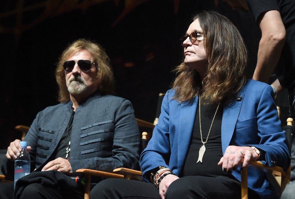 Geezer Butler (balra) Ozzy Osbourne-nal alapította meg a Black Sabbath-ot, most Vargának üzent