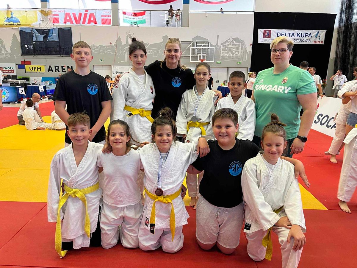 Május végén indultak el a fiatal judokák Mosonmagyaróváron, ahol a gyerekek először vetették be tehetségüket országos eseményen. A Diákolimpia versenyén minden induló a maximumon teljesített.
