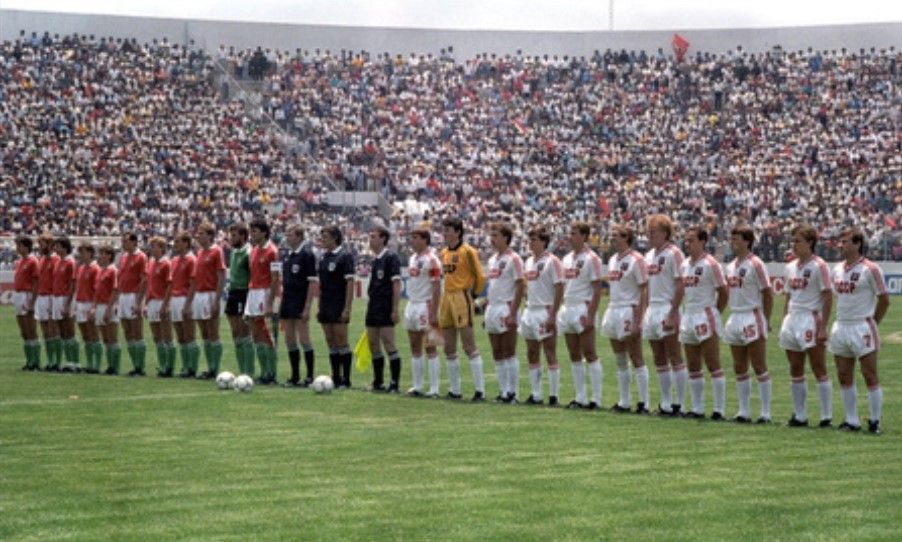 1986. június 2., Irapuato. A magyar és a szovjet válogatott a mexikói világbajnokságon